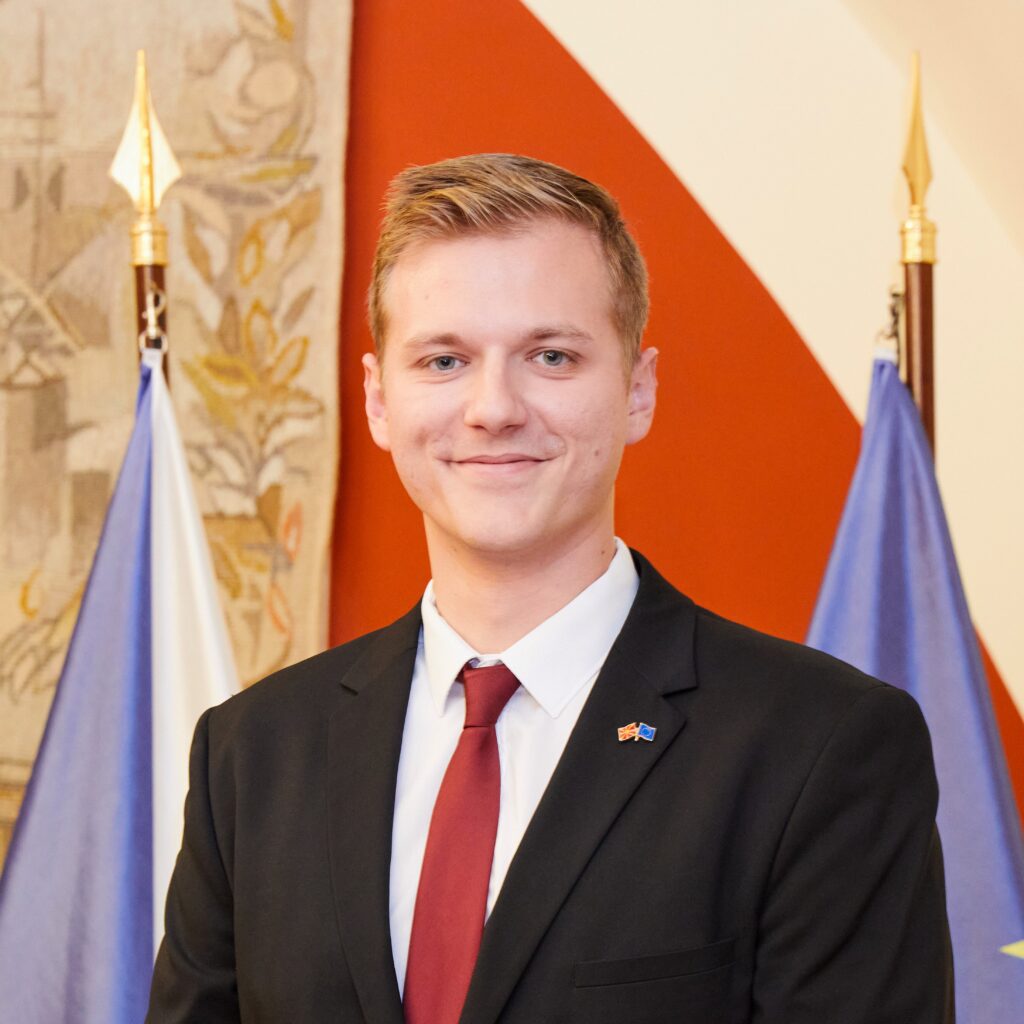 Aleksandar Karatosho
