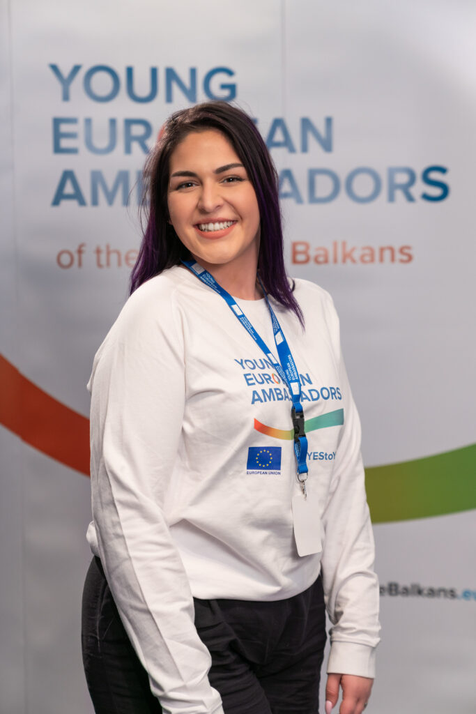 Azra Mehmedović