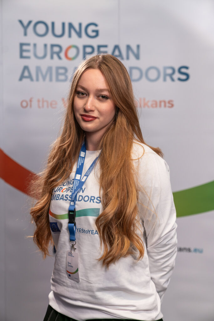 Sara Çeshko